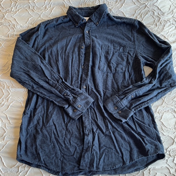 croft & barrow Other - Croft & Barrow Flannel Button-Down - Blue/Navy